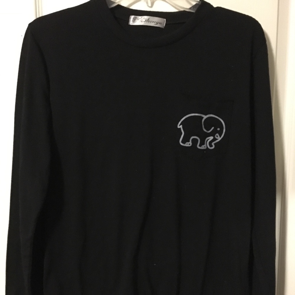 Long Sleeve Ivory Ella shirt! 🐘